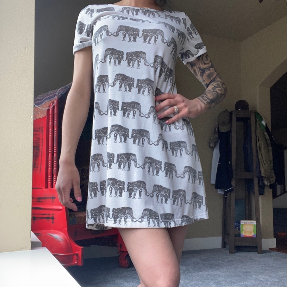 Haoduoyi elephant tee shirt dress size large